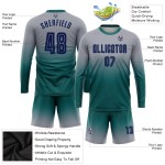 Camiseta larga de fútbol azul marino-verde azulado con mangas desteñidas grises personalizadas por sublimación