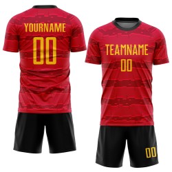 Camiseta de fútbol personalizada con sublimación, color dorado, negro y rojo